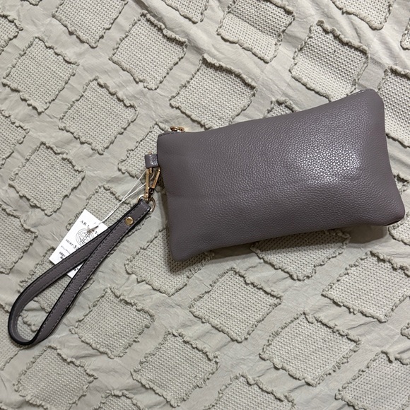 AR New York Handbags - Gray Pebbled Leather Wristlet Clutch